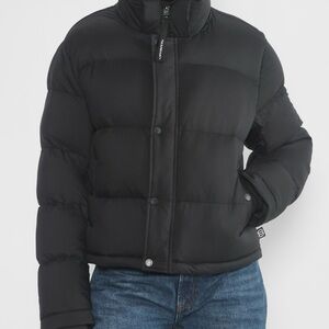 Aritzia Superpuff Shorty Matte Black XS